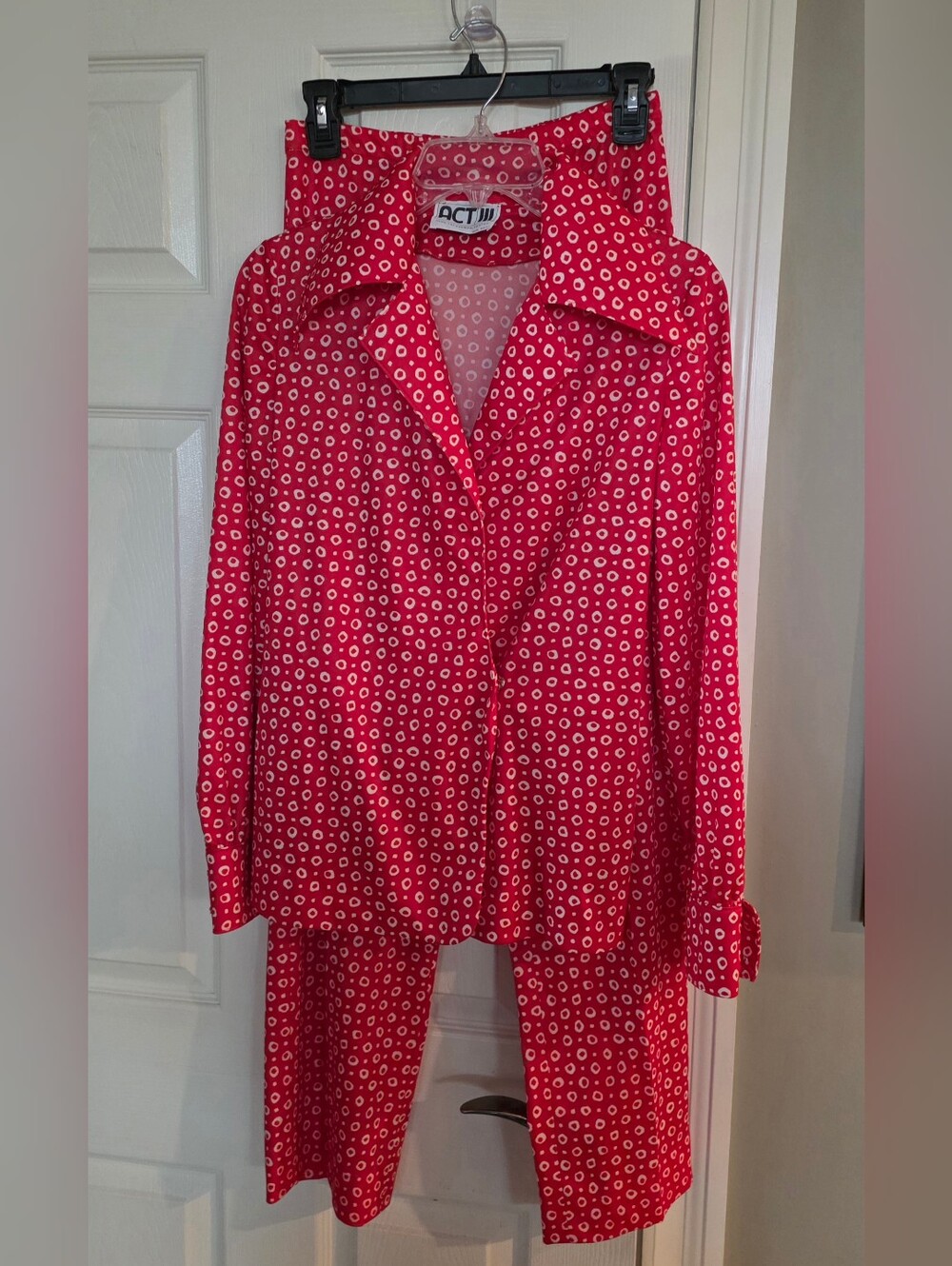 Vintgae ACT III Red with White Polka Dots Two-Piece Set Snap Blouse Pull On Pant